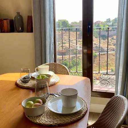 Galeria De Cervantes דירה