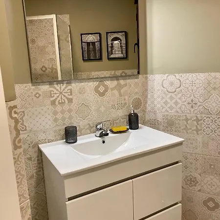 Galeria De Cervantes דירה *